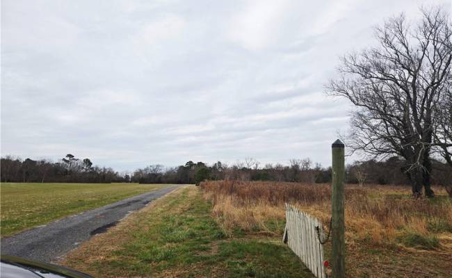 7472 Seaside Road, Northampton County, VA 23347