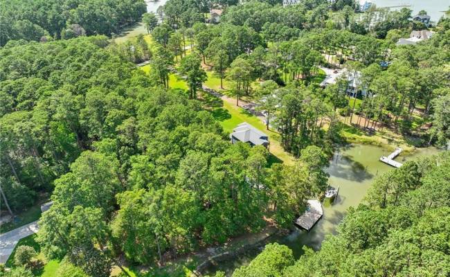 106 Anchor Drive, York County, VA 23692