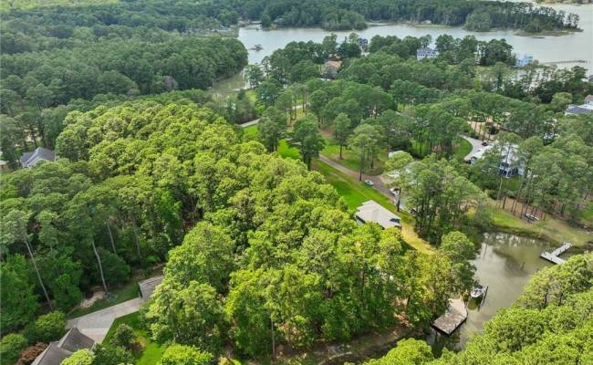 106 Anchor Drive, York County, VA 23692