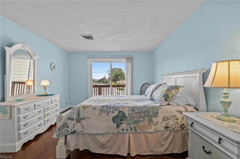 Photo 23 of 26 residential for sale in Virginia Beach virginia