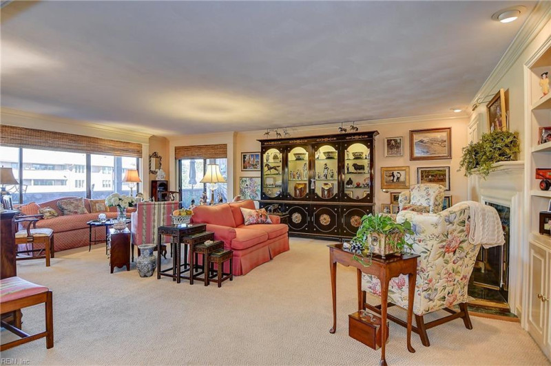 Photo 18 of 48 residential for sale in Virginia Beach virginia