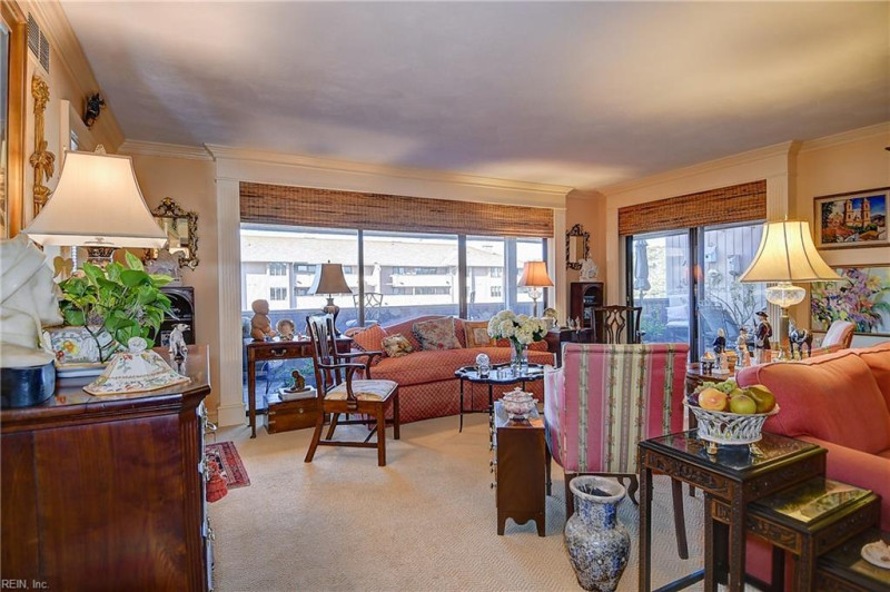 Photo 23 of 48 residential for sale in Virginia Beach virginia