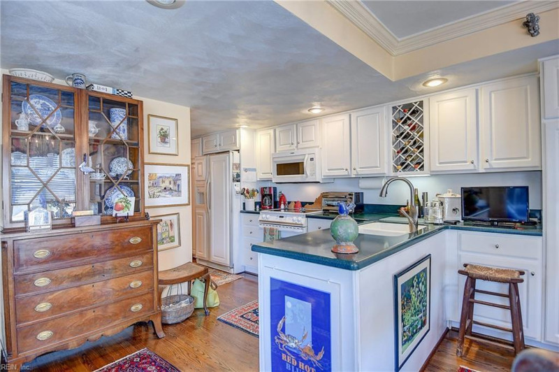 Photo 33 of 48 residential for sale in Virginia Beach virginia