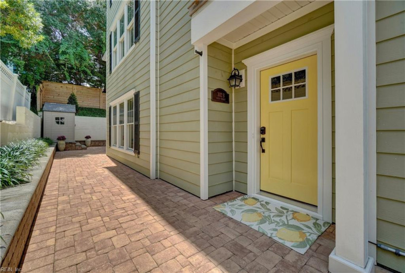 Photo 2 of 49 residential for sale in Virginia Beach virginia