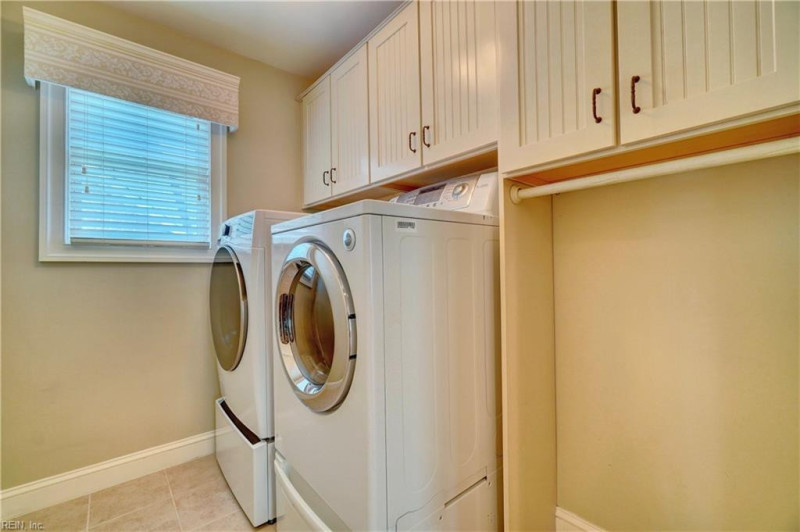 Photo 20 of 49 residential for sale in Virginia Beach virginia