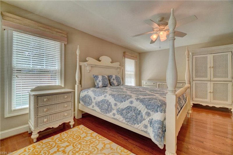 Photo 23 of 49 residential for sale in Virginia Beach virginia