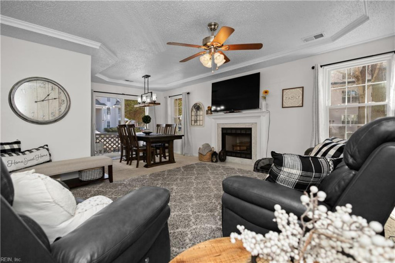 Photo 13 of 36 residential for sale in Chesapeake virginia