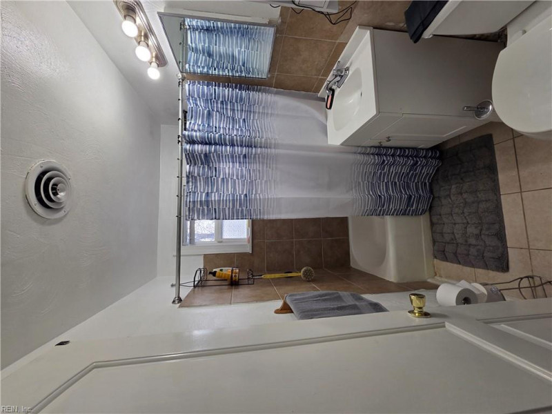 Photo 14 of 17 residential for sale in Hampton virginia Photo 14 of 17 residential for sale in Hampton virginia