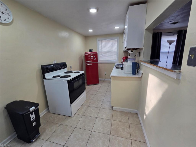 Photo 9 of 17 residential for sale in Hampton virginia Photo 9 of 17 residential for sale in Hampton virginia