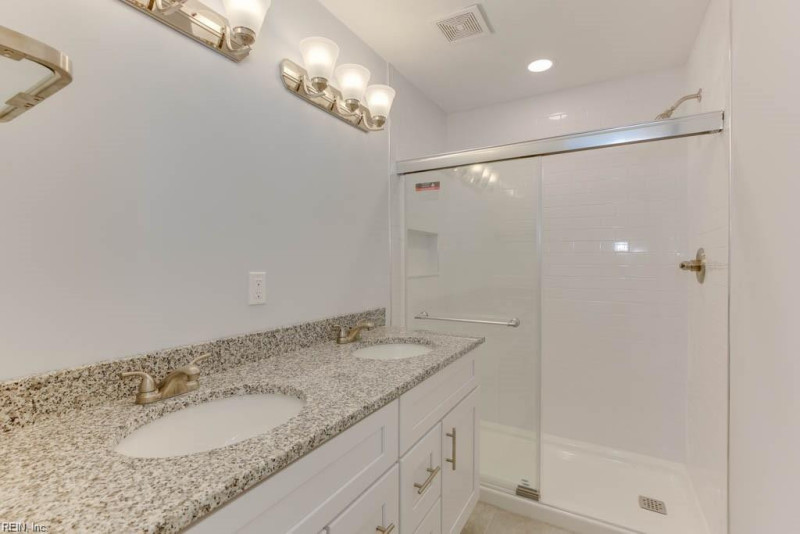 Photo 17 of 24 residential for sale in Norfolk virginia