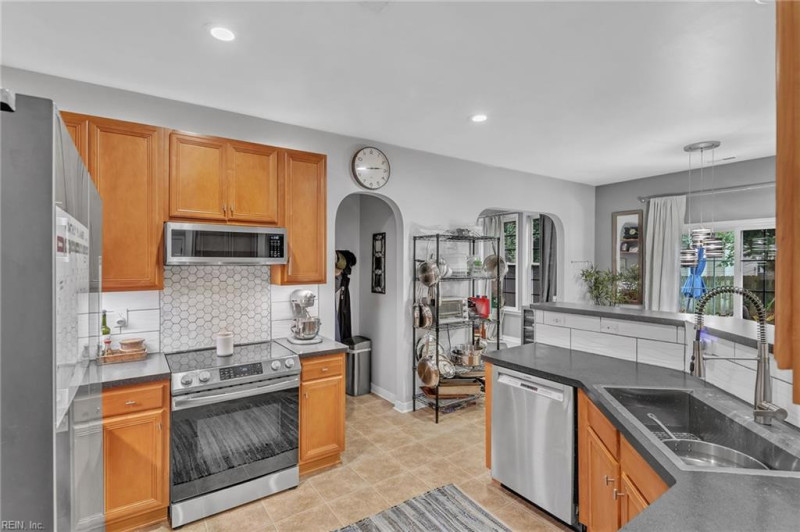 Photo 10 of 25 residential for sale in Newport News virginia