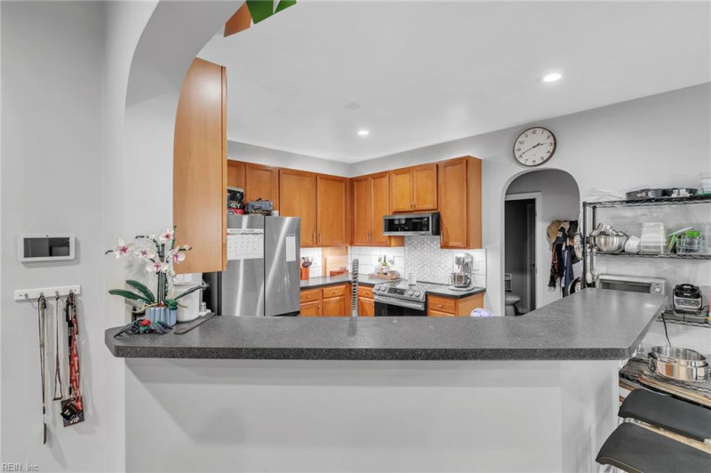 Photo 9 of 25 residential for sale in Newport News virginia