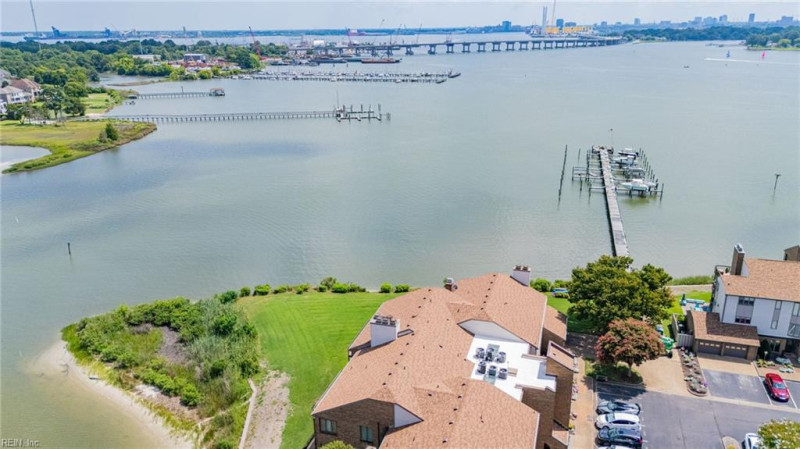 Photo 43 of 50 residential for sale in Portsmouth virginia