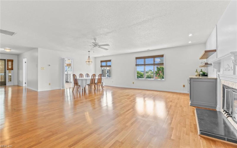 Photo 9 of 50 residential for sale in Portsmouth virginia