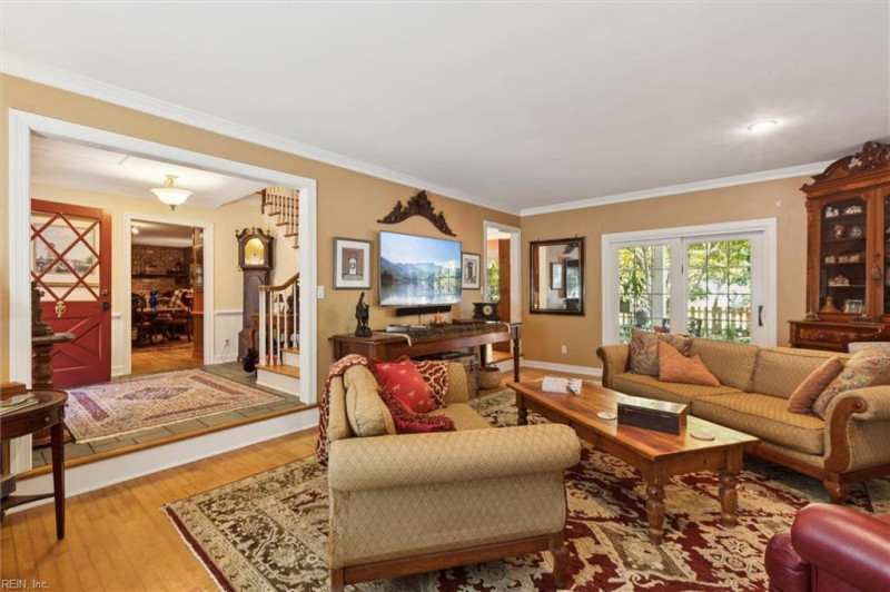 Photo 10 of 50 residential for sale in York County virginia