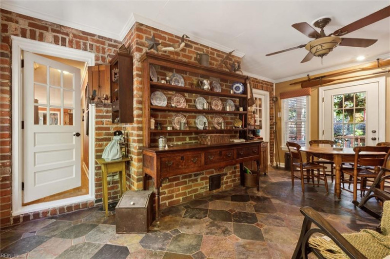 Photo 19 of 50 residential for sale in York County virginia