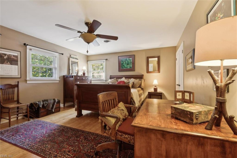 Photo 31 of 50 residential for sale in York County virginia