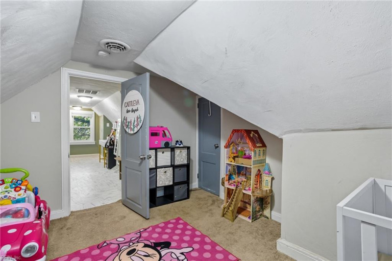 Photo 16 of 32 residential for sale in Norfolk virginia