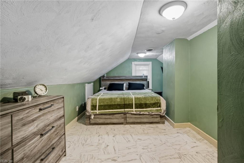 Photo 18 of 32 residential for sale in Norfolk virginia