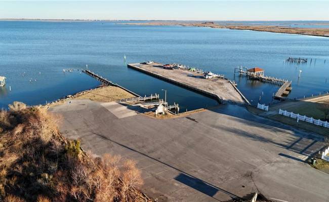 112 Hammock View Court, Currituck County, NC 27916