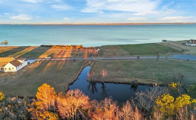 112 Hammock View Court, Currituck County, NC 27916