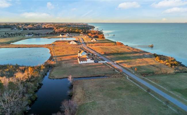 112 Hammock View Court, Currituck County, NC 27916