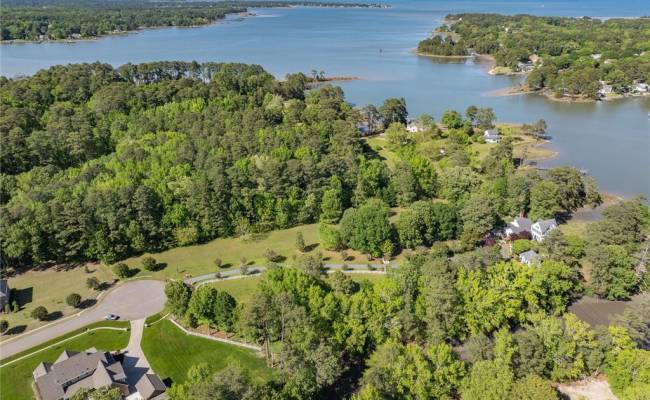 105 Ocean Breeze Drive, York County, VA 23692