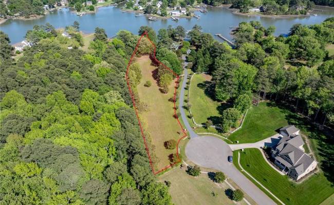 105 Ocean Breeze Drive, York County, VA 23692