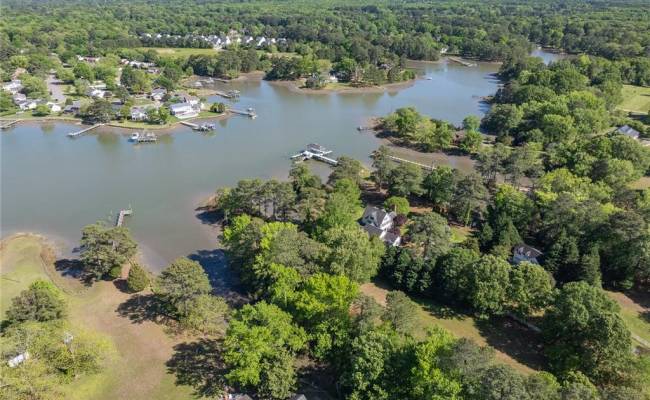 105 Ocean Breeze Drive, York County, VA 23692