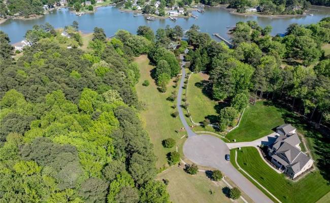 105 Ocean Breeze Drive, York County, VA 23692