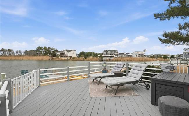 3665 Sandpiper Road, Virginia Beach, VA 23456