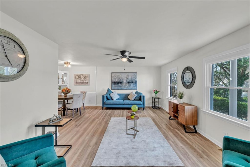 Photo 11 of 36 residential for sale in Chesapeake virginia