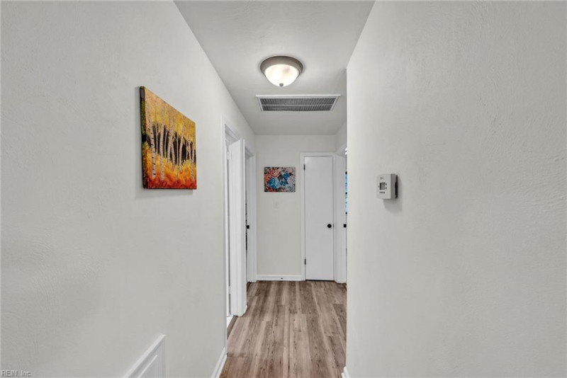 Photo 22 of 36 residential for sale in Chesapeake virginia