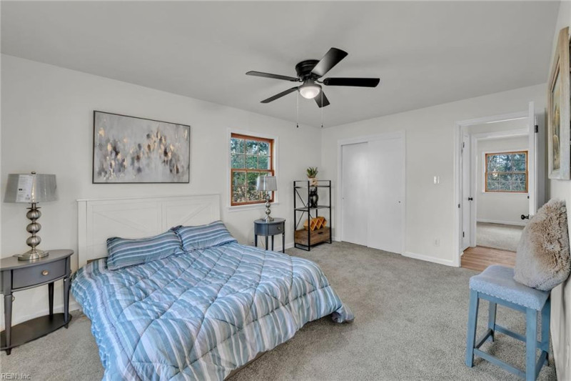 Photo 25 of 36 residential for sale in Chesapeake virginia
