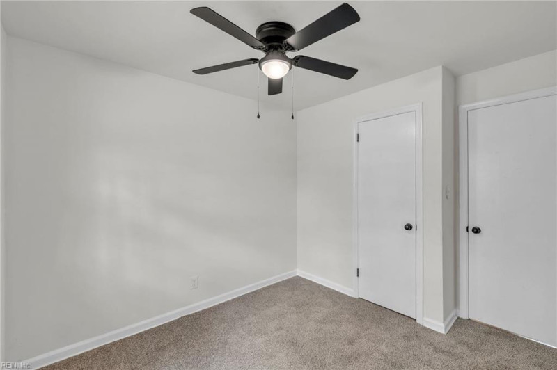 Photo 32 of 36 residential for sale in Chesapeake virginia