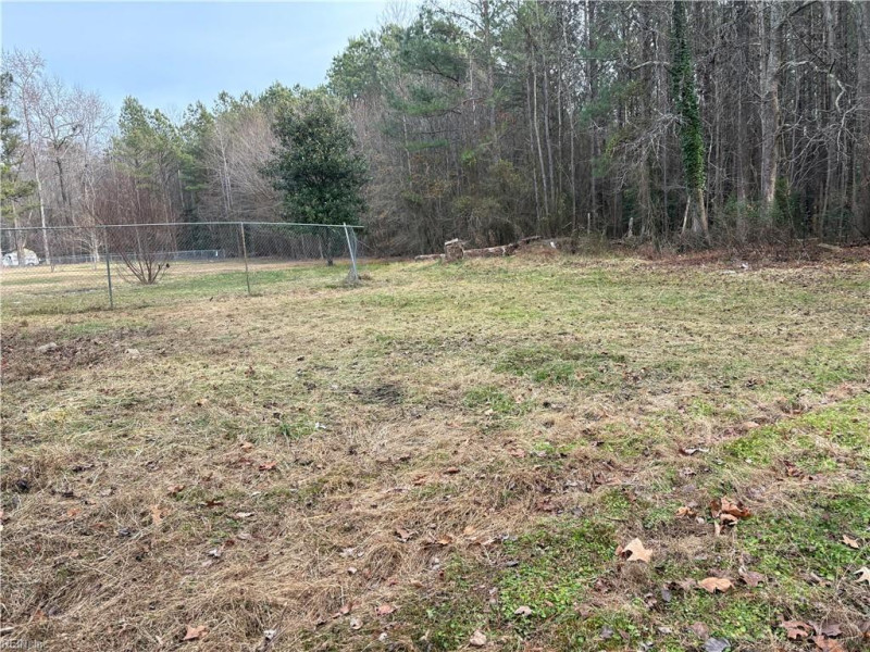Photo 24 of 27 residential for sale in Middlesex County virginia