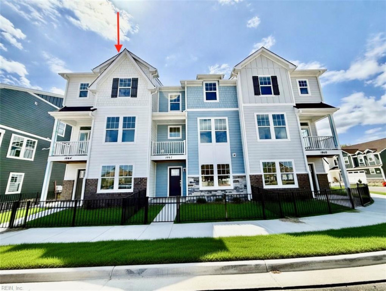 Photo 12 of 35 residential for sale in Chesapeake virginia