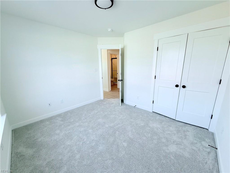 Photo 15 of 35 residential for sale in Chesapeake virginia