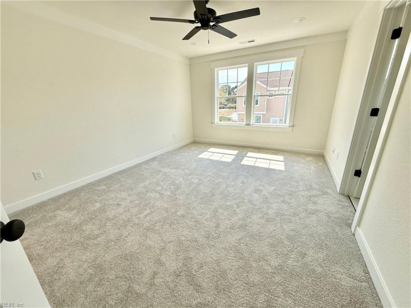 Photo 20 of 35 residential for sale in Chesapeake virginia