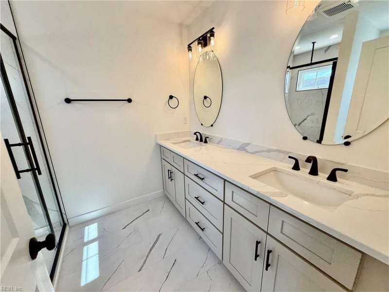Photo 21 of 35 residential for sale in Chesapeake virginia