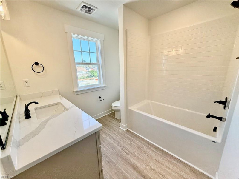 Photo 27 of 35 residential for sale in Chesapeake virginia
