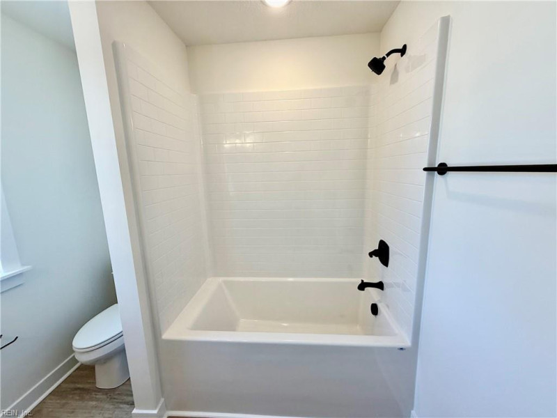 Photo 29 of 35 residential for sale in Chesapeake virginia