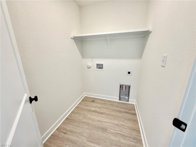 Photo 30 of 35 residential for sale in Chesapeake virginia