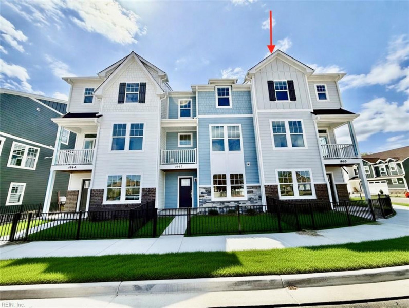 Photo 11 of 40 residential for sale in Chesapeake virginia