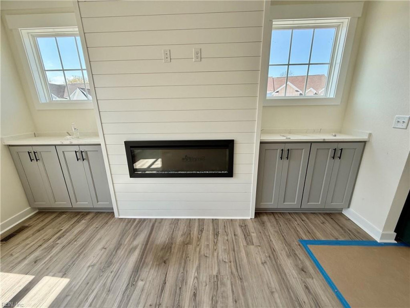 Photo 16 of 40 residential for sale in Chesapeake virginia
