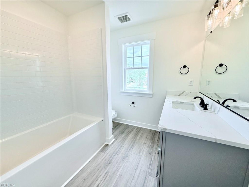 Photo 26 of 40 residential for sale in Chesapeake virginia