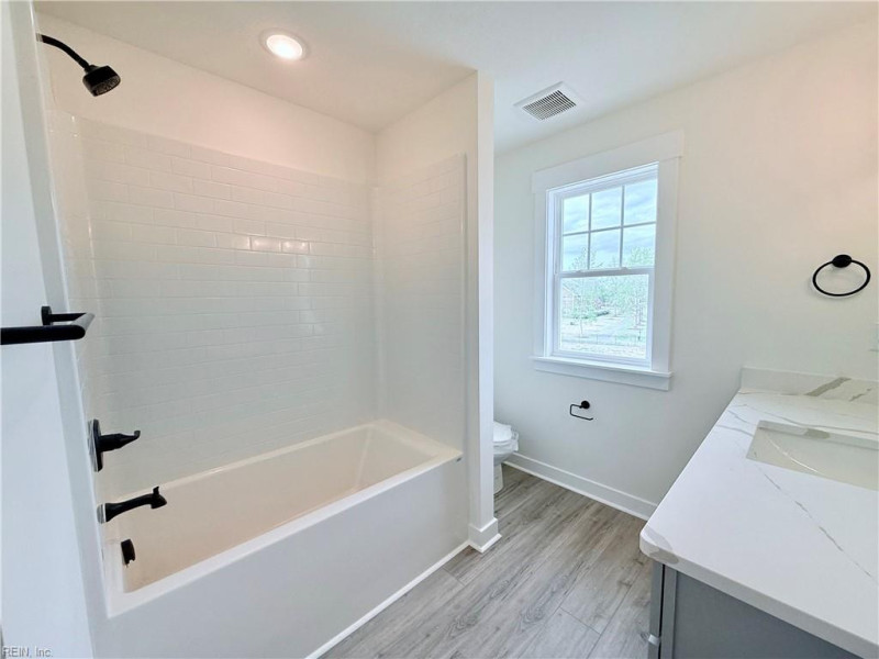 Photo 28 of 40 residential for sale in Chesapeake virginia
