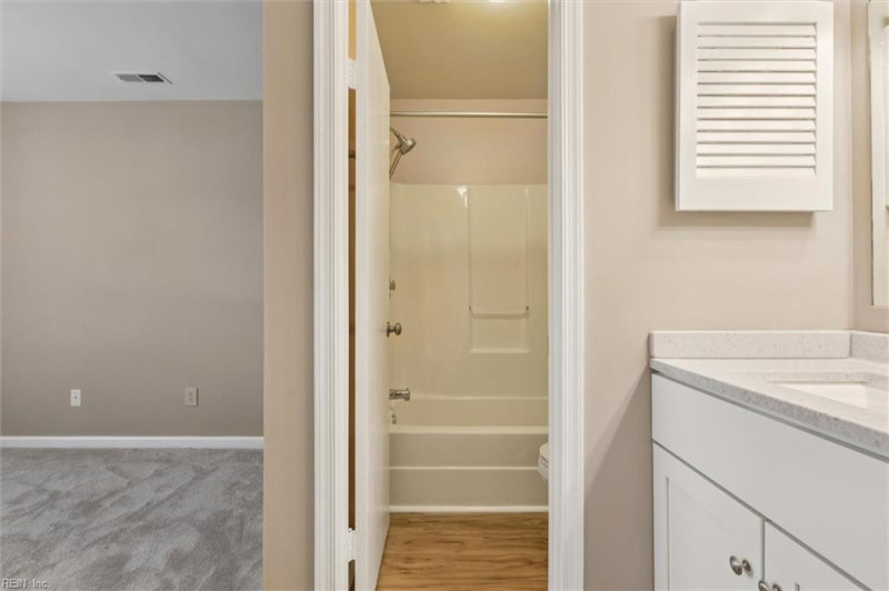 Photo 13 of 28 residential for sale in Newport News virginia