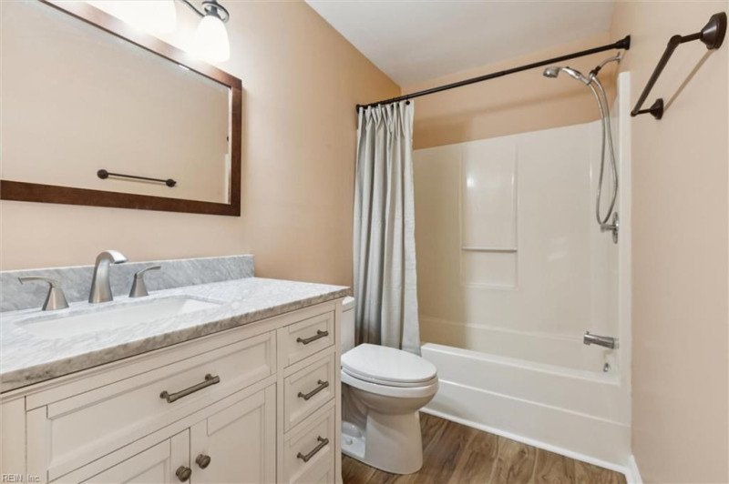 Photo 17 of 28 residential for sale in Newport News virginia