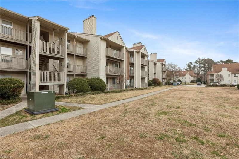 Photo 24 of 28 residential for sale in Newport News virginia